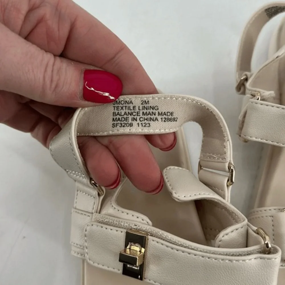 NWOT Steve Madden Mona Platform‎ Sandals Girls Size 2M Bone Strappy Slingback
